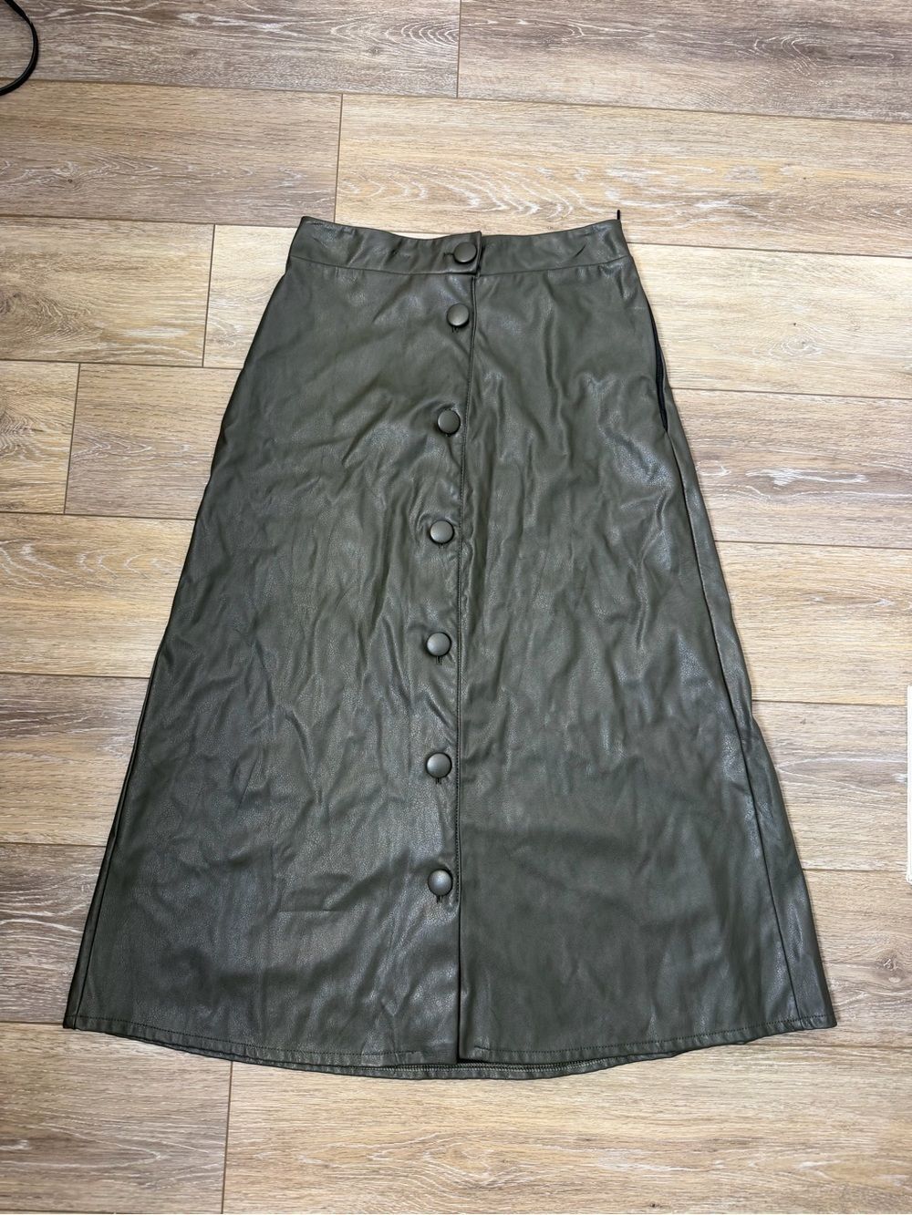 ASOS Dark Olive Faux Leather Button-Front Midi Skirt Sz 2